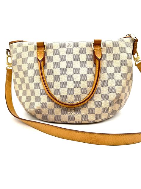 precio de un bolso louis vuitton|bandolera louis vuitton.